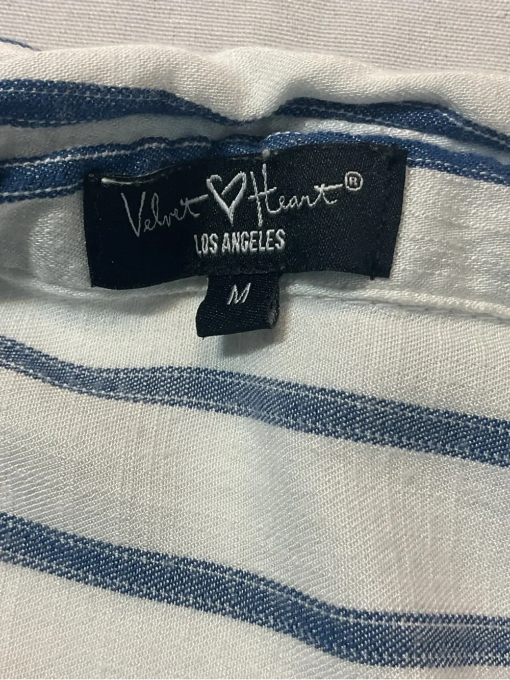 Velvet Hearts Short Sleeve Striped Cropped Shirt M Blue/White Linen Blend Button - Picture 6 of 7